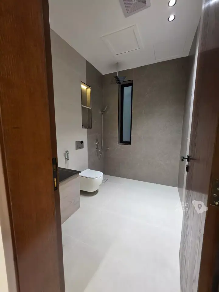 4 bedroom villa in Al Shiraa, Jeddah 6
