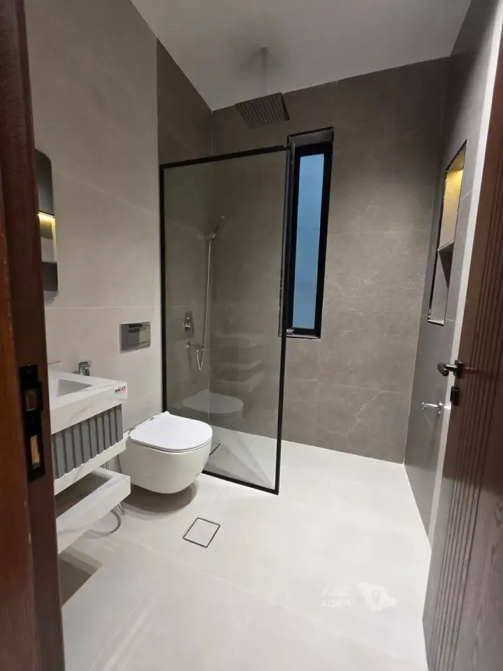 4 bedroom villa in Al Shiraa, Jeddah 9