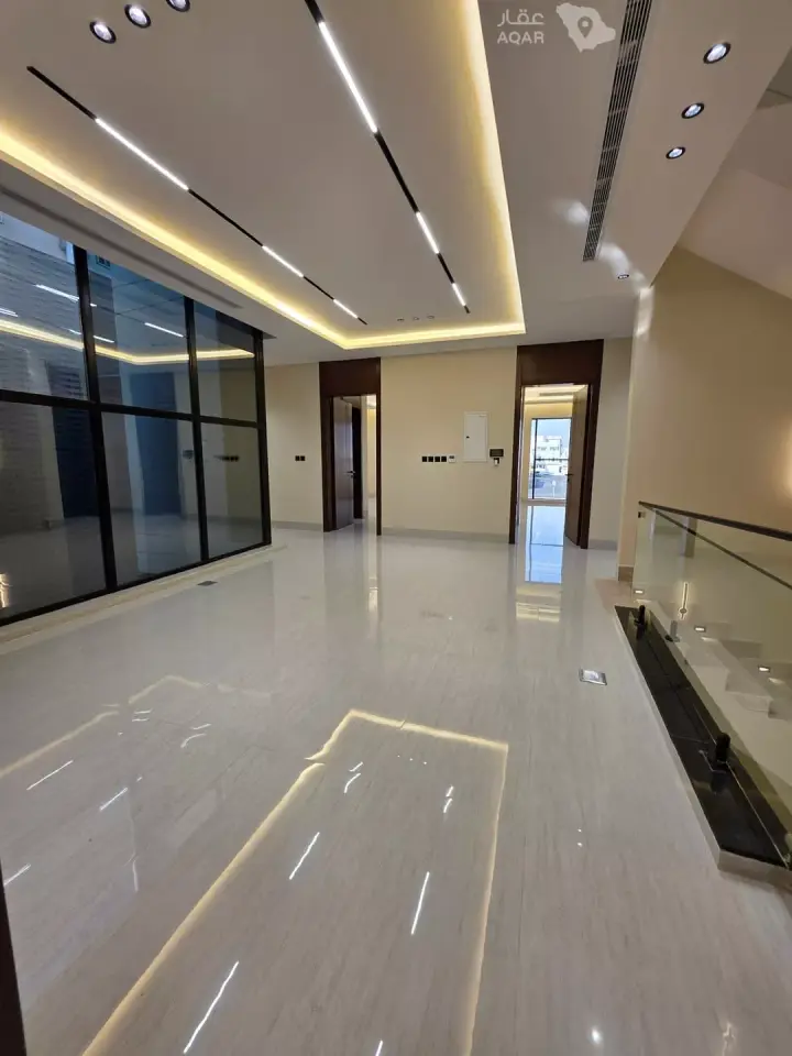 4 bedroom villa in Al Shiraa, Jeddah 10