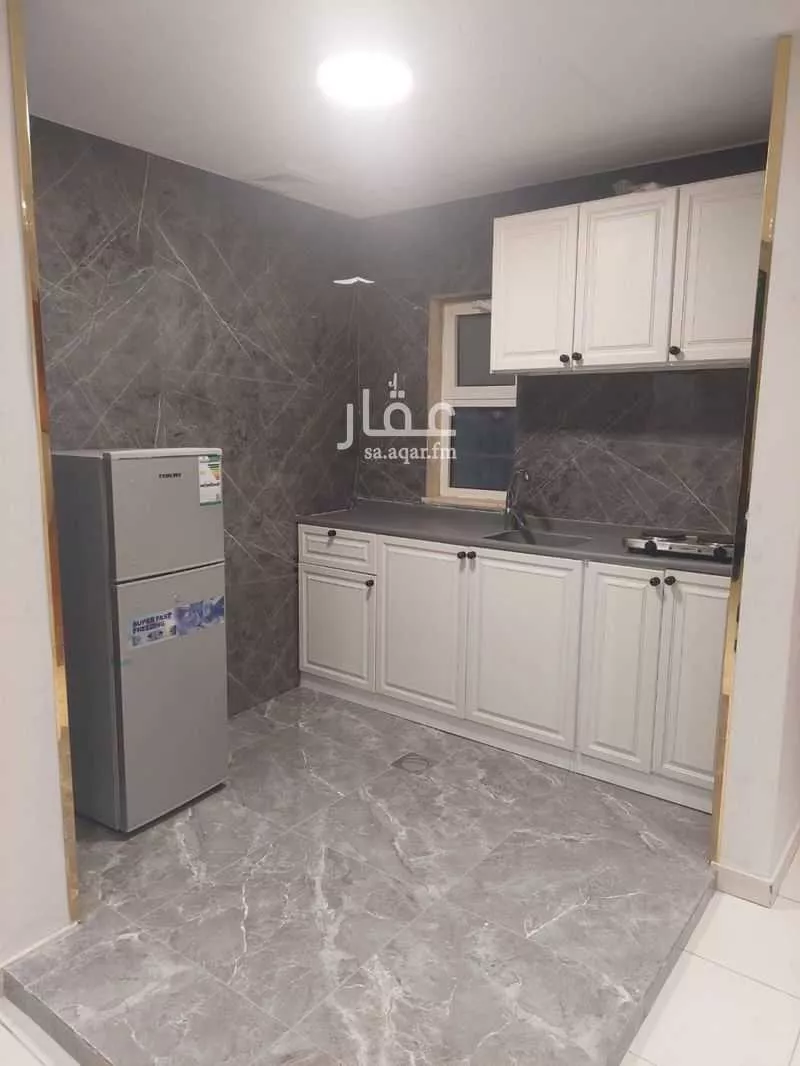 2 bedroom apartment in Al Sharafiyah, Jeddah 4