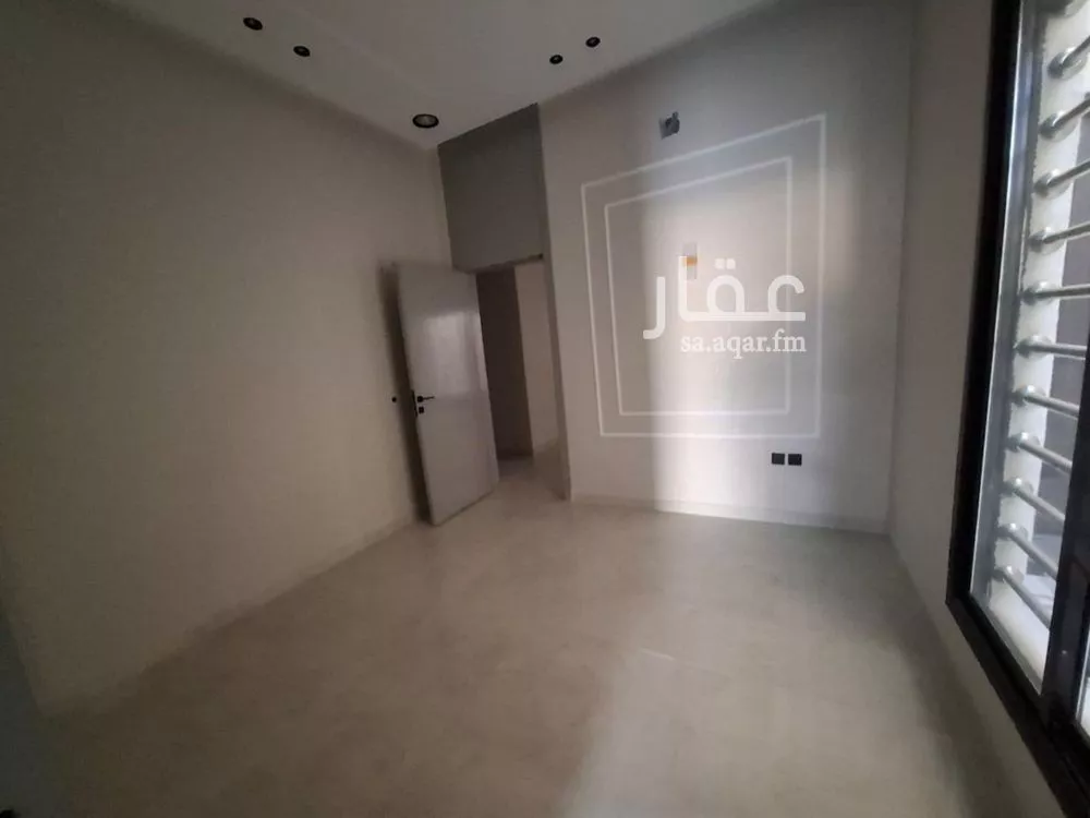 5 bedroom floor in Dhahrat Namar 2