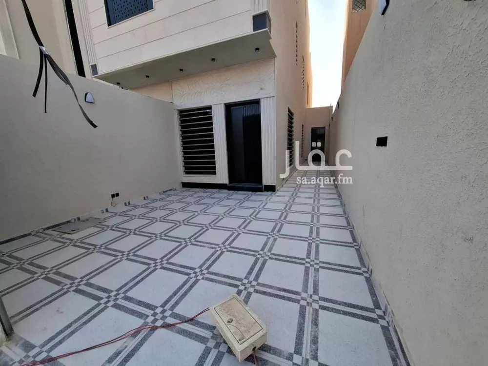 5 bedroom floor in Dhahrat Namar 3