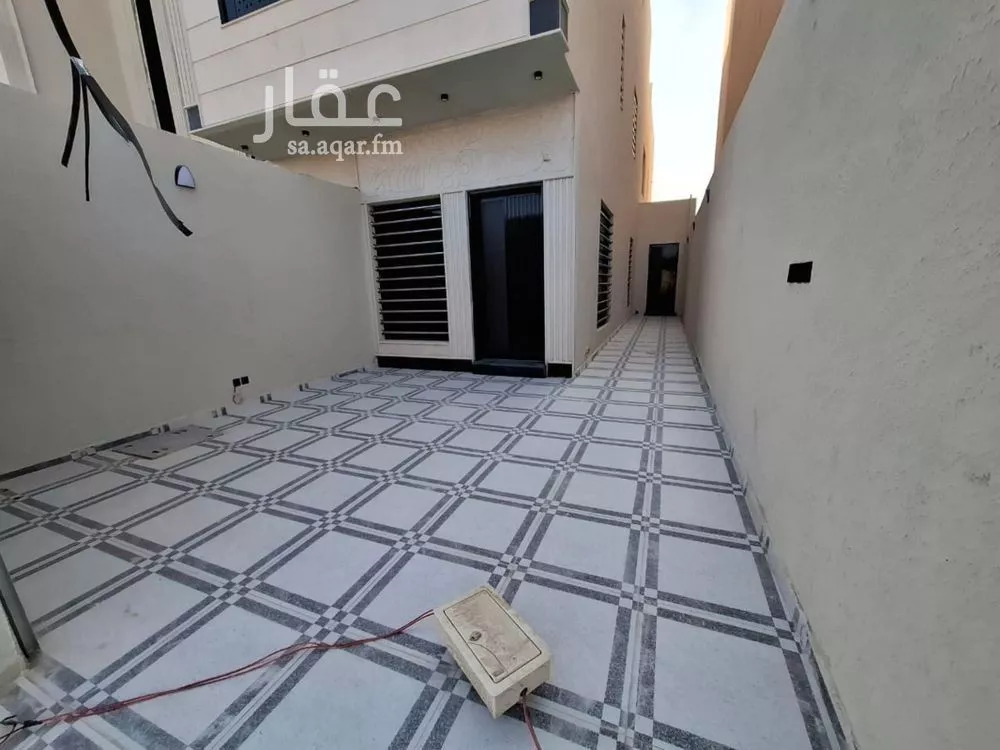 5 bedroom floor in Dhahrat Namar 6