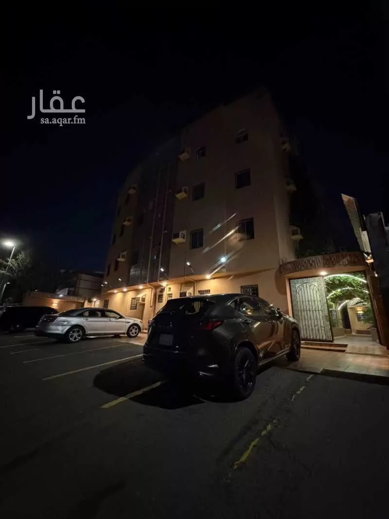 عقار 21 غرف في الربوة، جدة 7