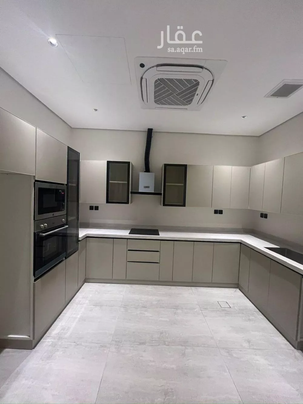 3 bedroom floor in Al Yasmin 2