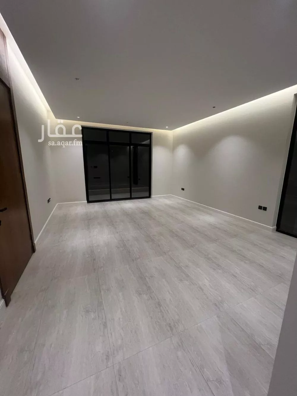 3 bedroom floor in Al Yasmin 4
