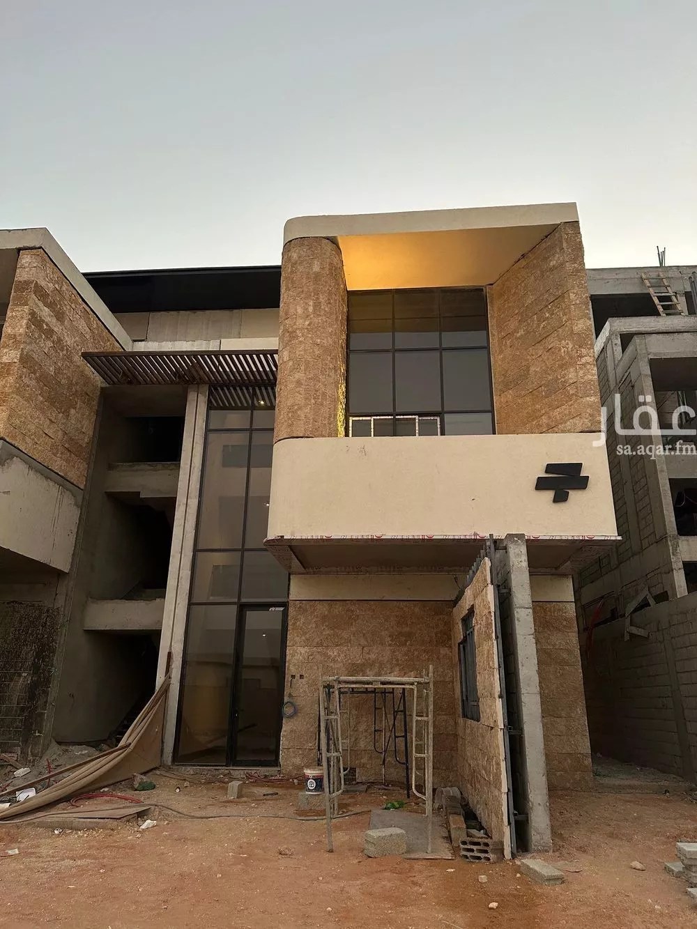 3 bedroom floor in Al Safa 7