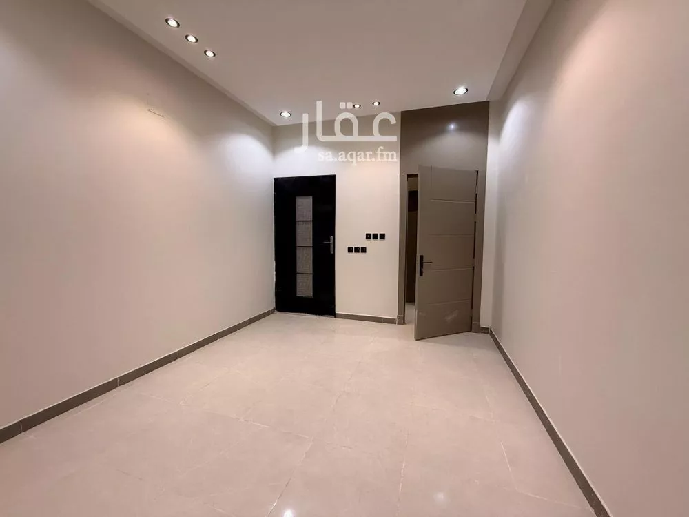 4 bedroom floor in Taibah 2