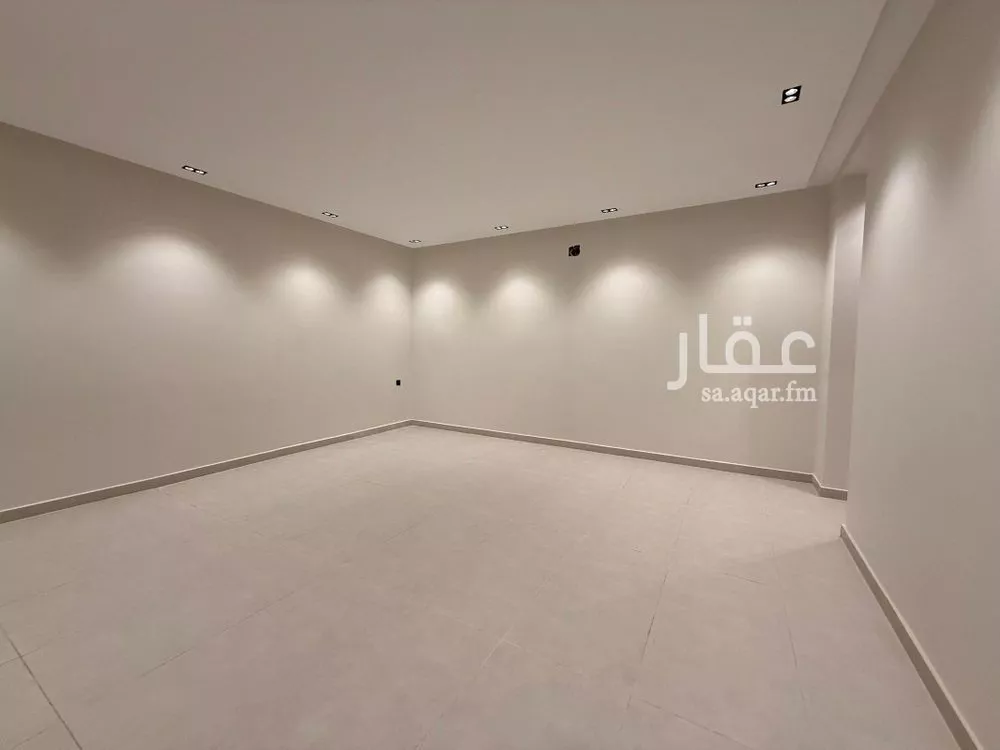 4 bedroom floor in Taibah 3
