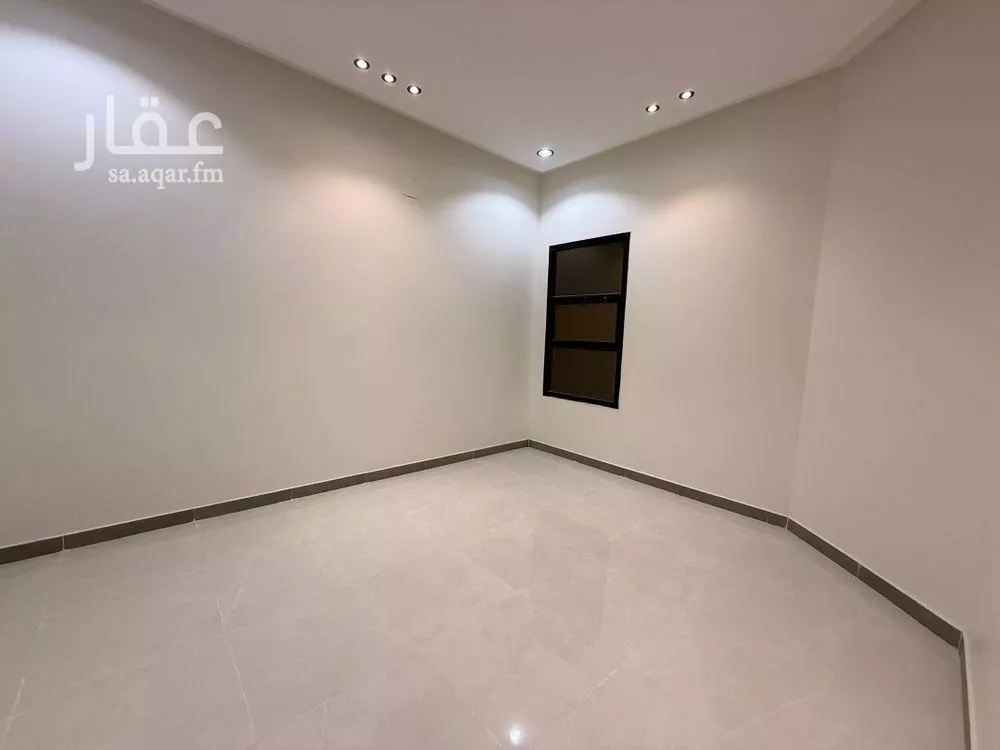 4 bedroom floor in Taibah 5