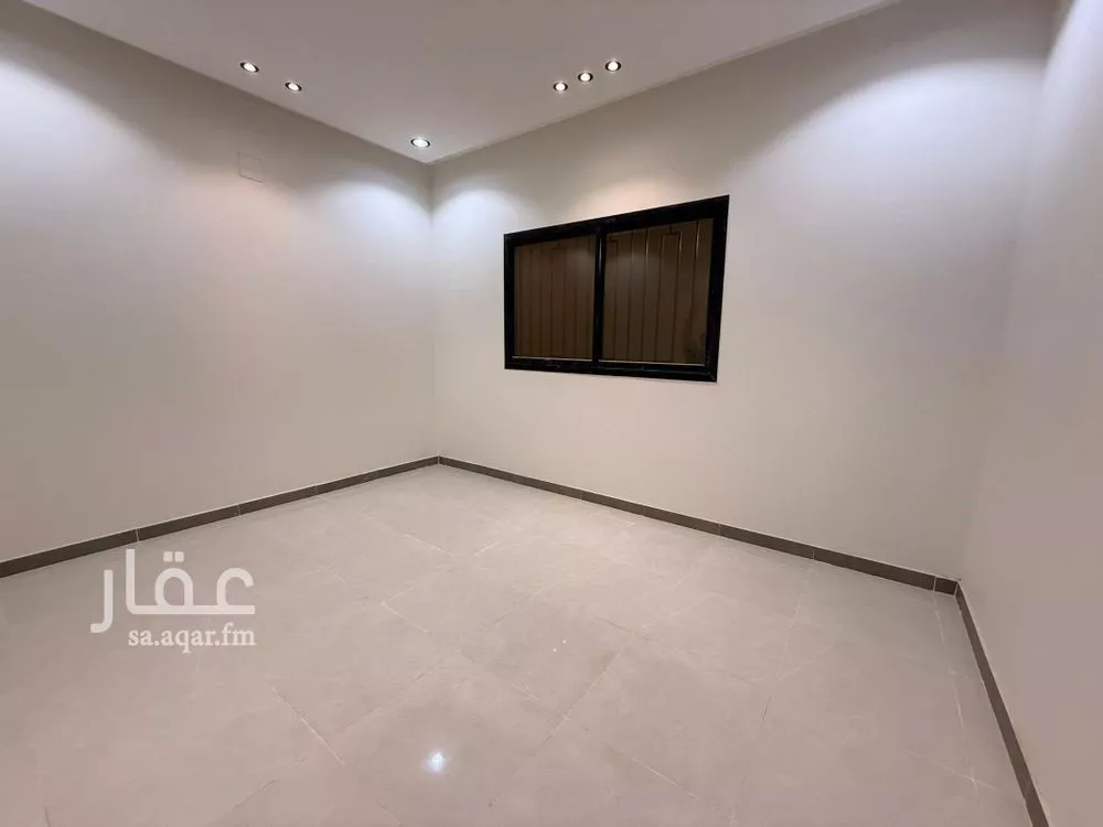 4 bedroom floor in Taibah 6