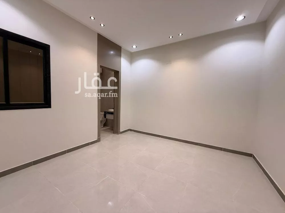 4 bedroom floor in Taibah 9
