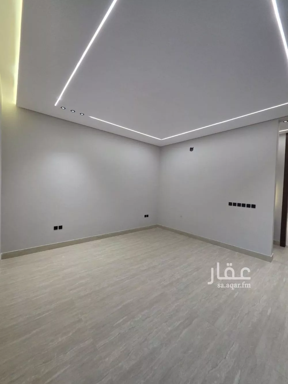 5 bedroom floor in Dhahrat Namar 3