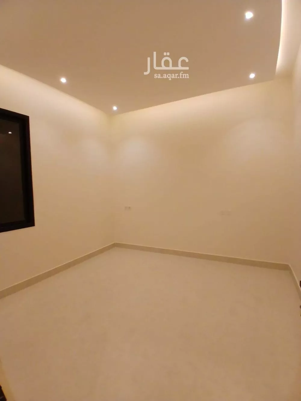 4 bedroom floor in Al Janadriyah 5