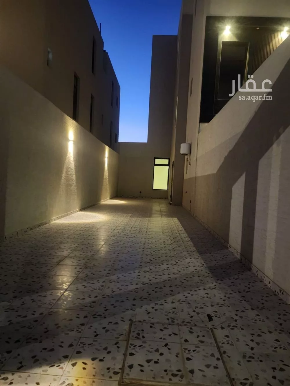 5 bedroom floor in Al Aridh 2