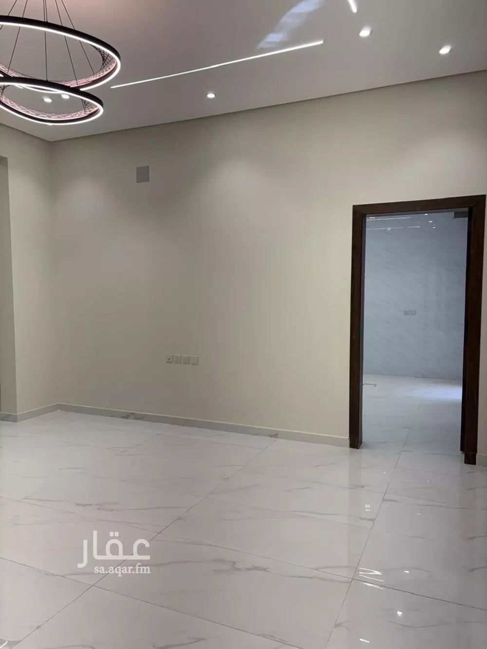 دور 6 غرف في السعادة 15
