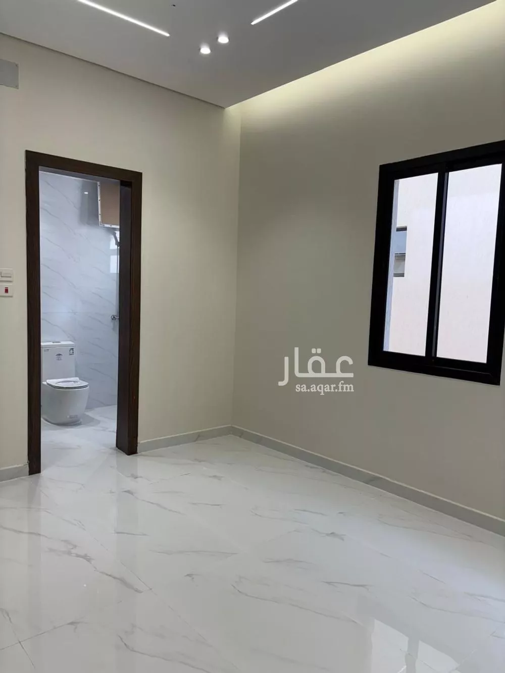 دور 6 غرف في السعادة 19