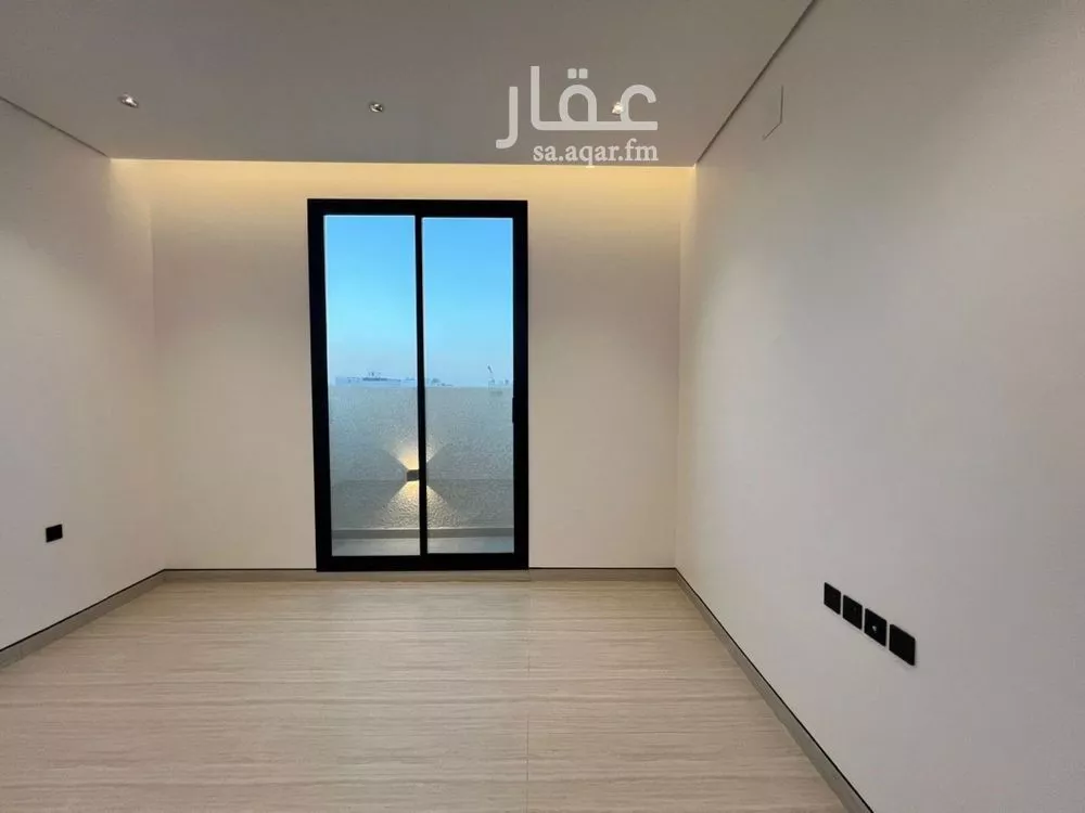 دور 5 غرف في العارض 15