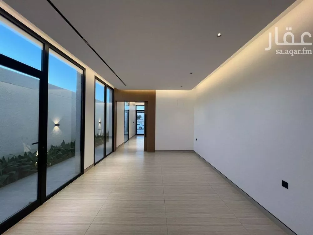دور 5 غرف في العارض 10