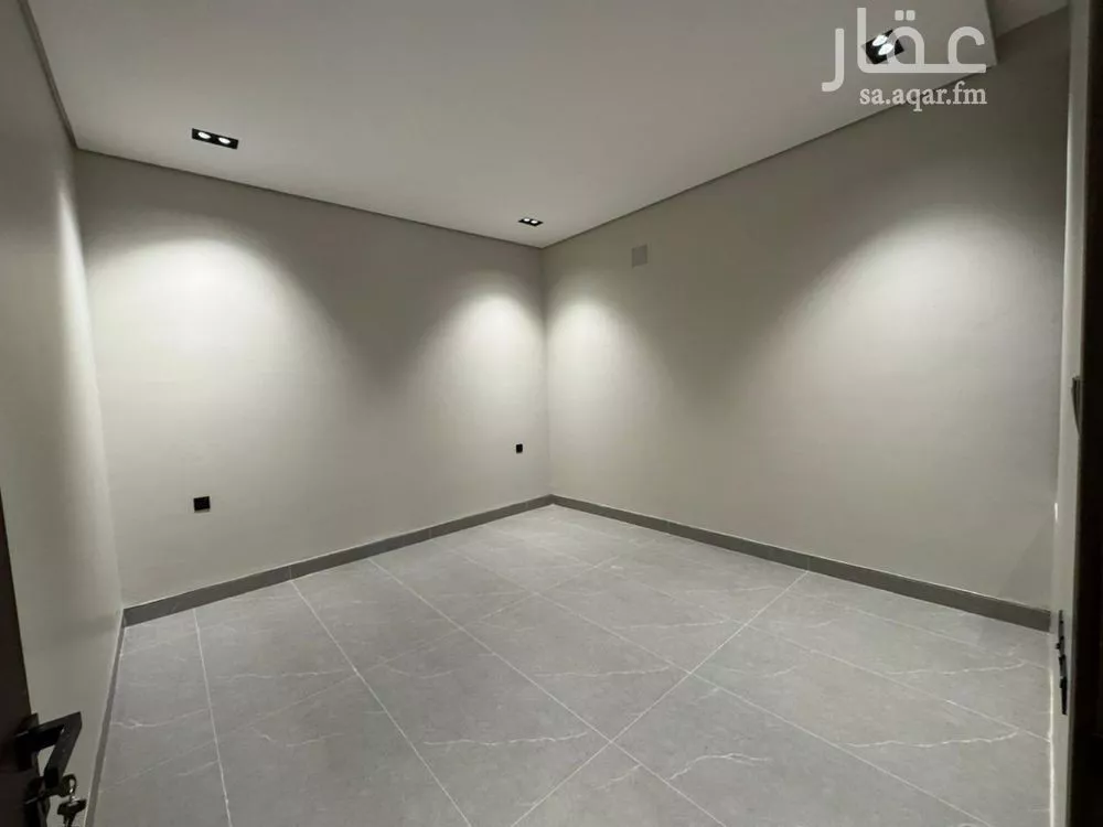 دور 4 غرف في إشبيلية 10