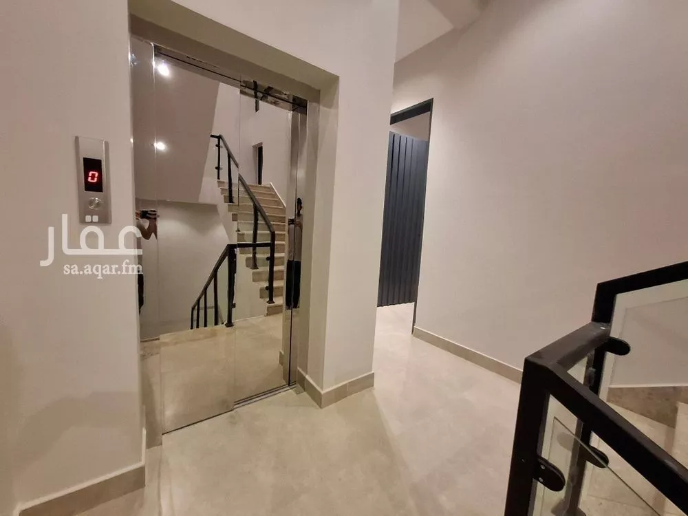 4 bedroom floor in Qurtubah 4