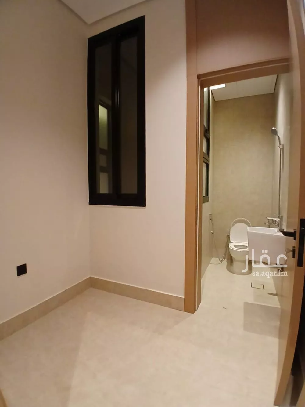 4 bedroom floor in Al Munsiyah 4