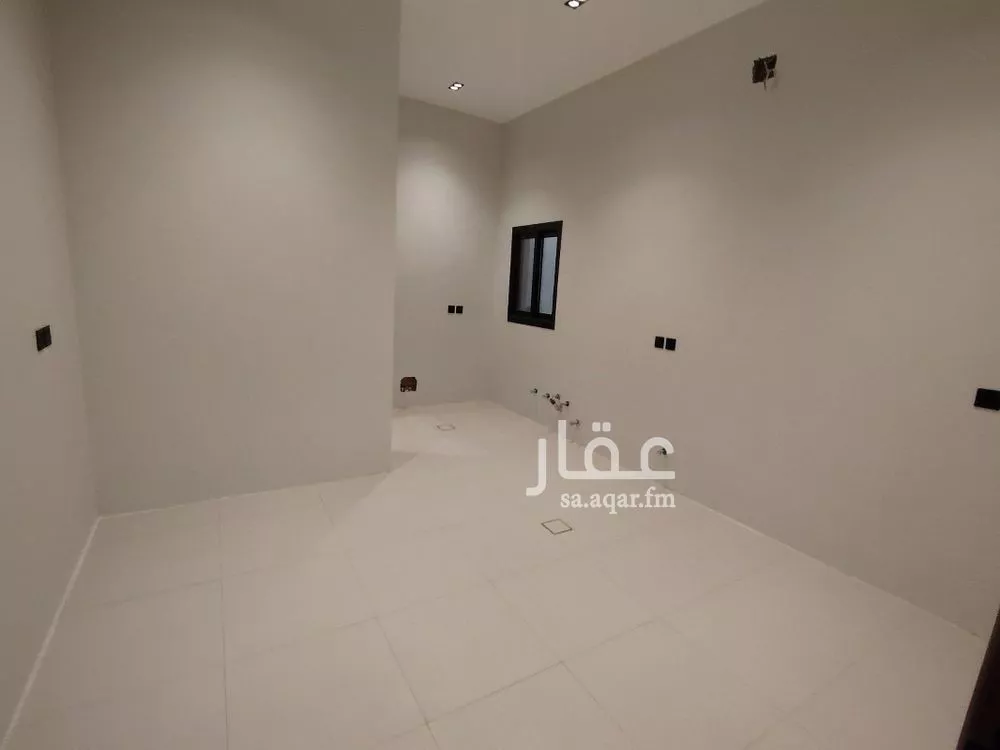 4 bedroom floor in Al Rimal 2