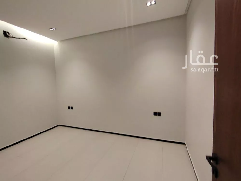 4 bedroom floor in Al Rimal 5
