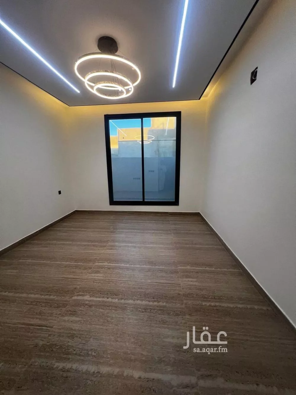 دور 5 غرف في طيبة 9