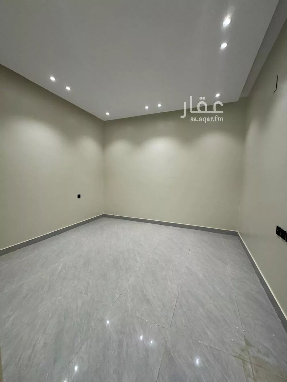 دور 5 غرف في عكاظ 22