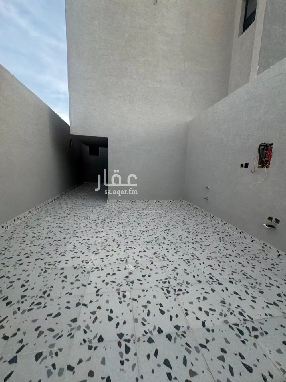 دور 6 غرف في طيبة 9