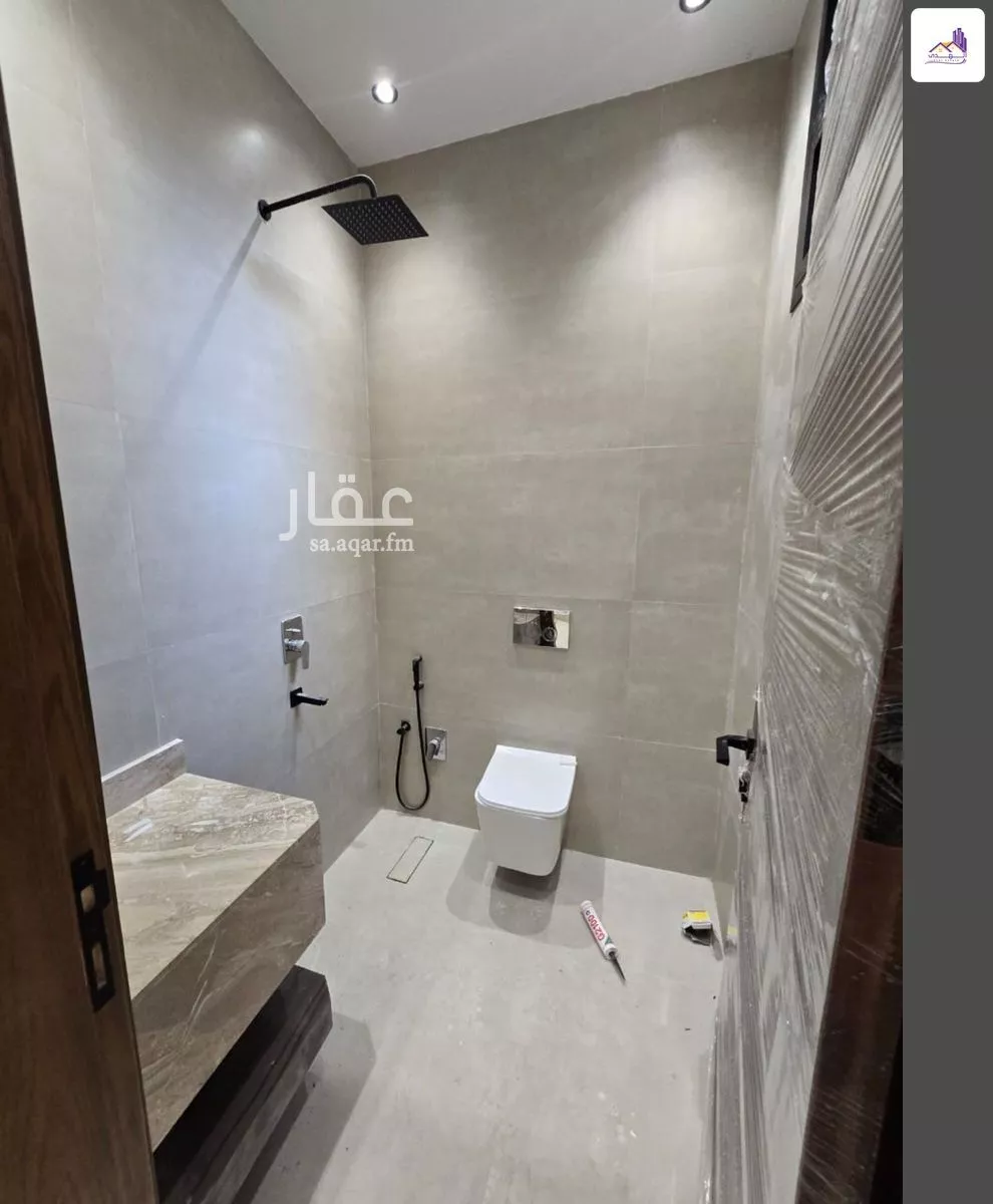 4 bedroom floor in Al Shifa 17