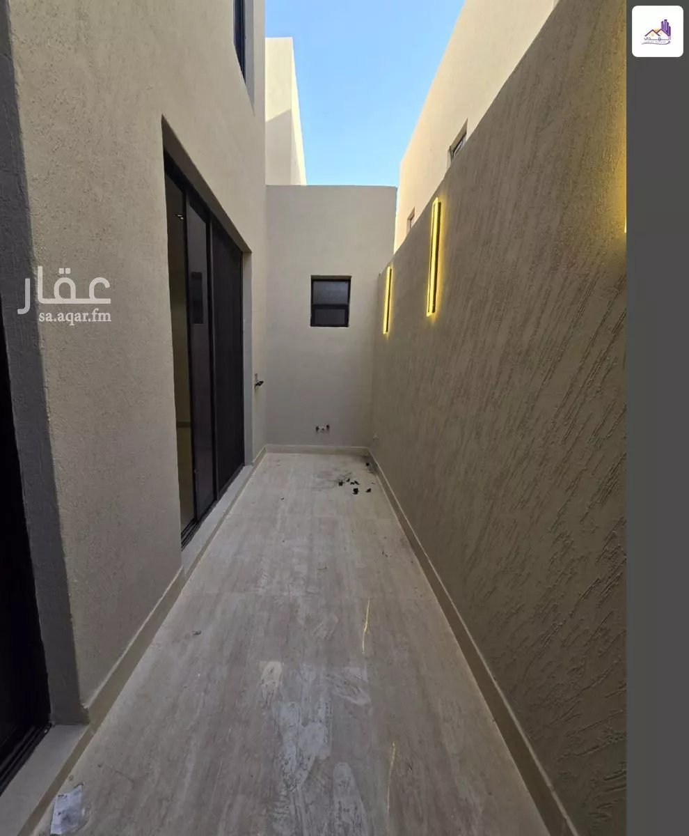 4 bedroom floor in Al Shifa 8