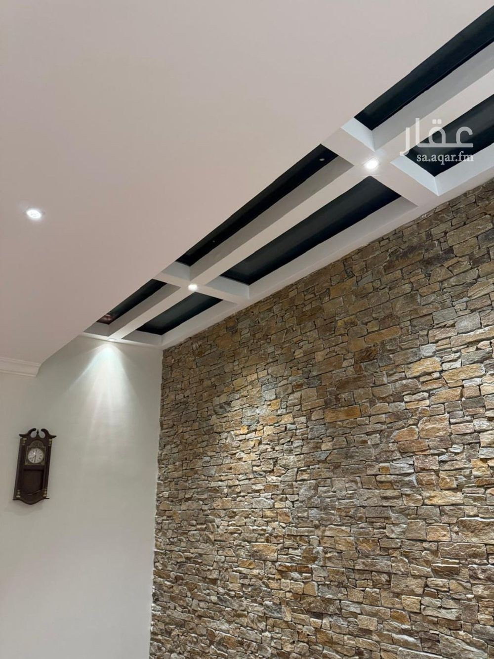 4 bedroom villa in Irqah, Riyadh 8
