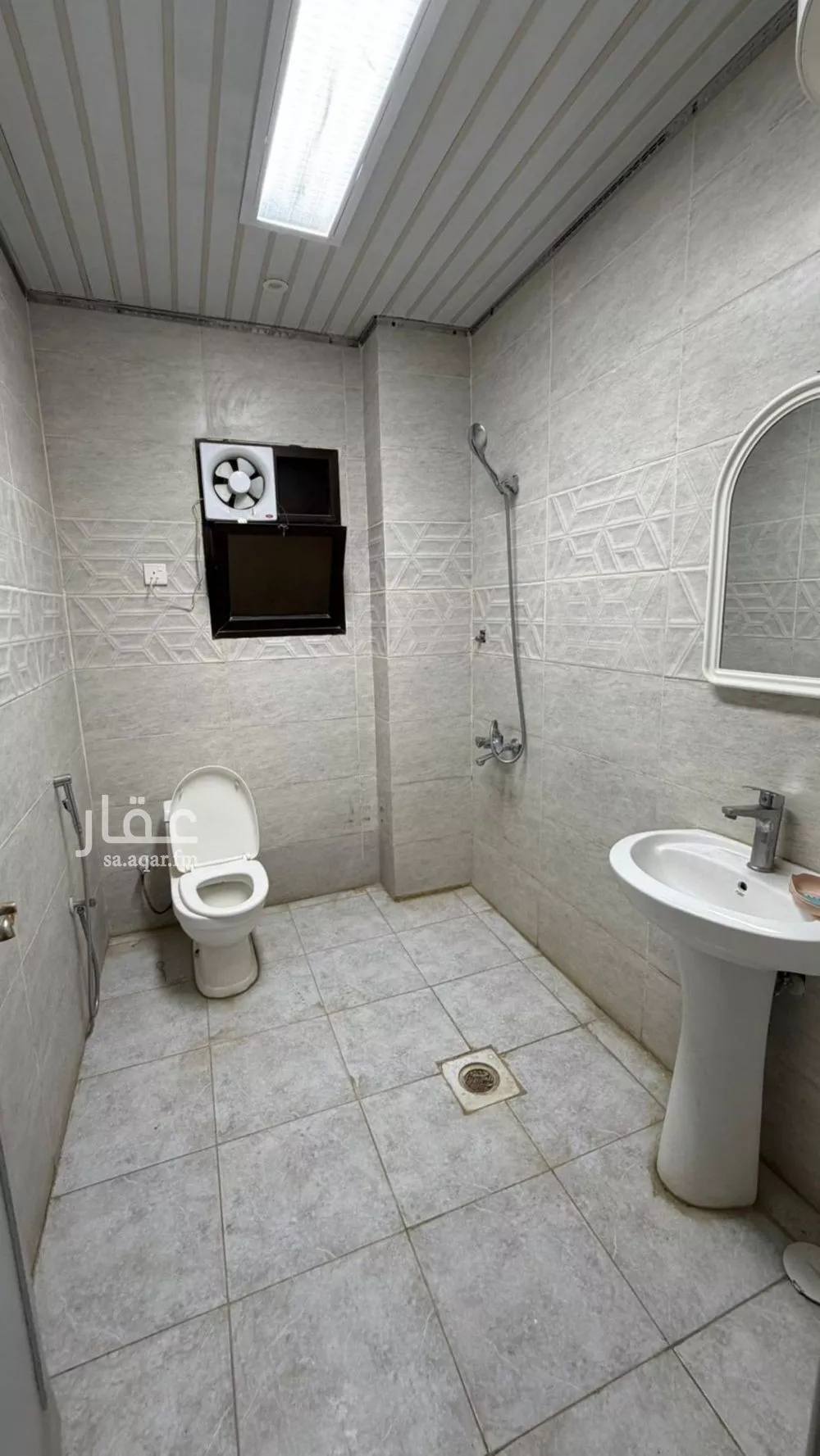 5 bedroom villa in Al Mathar Ash Shamali, Riyadh 9