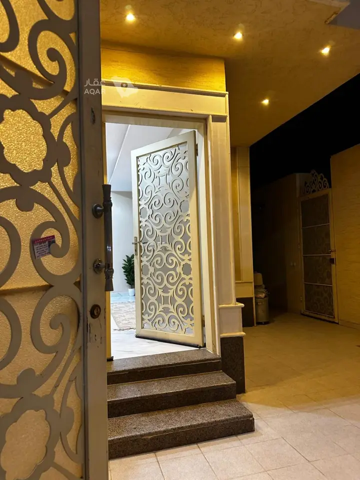 4 bedroom villa in Al Aziziyah, Riyadh 2