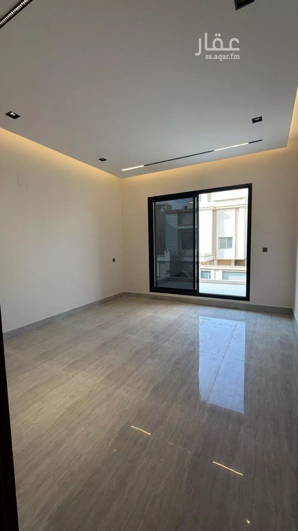 4 bedroom floor in Al Rimal 12