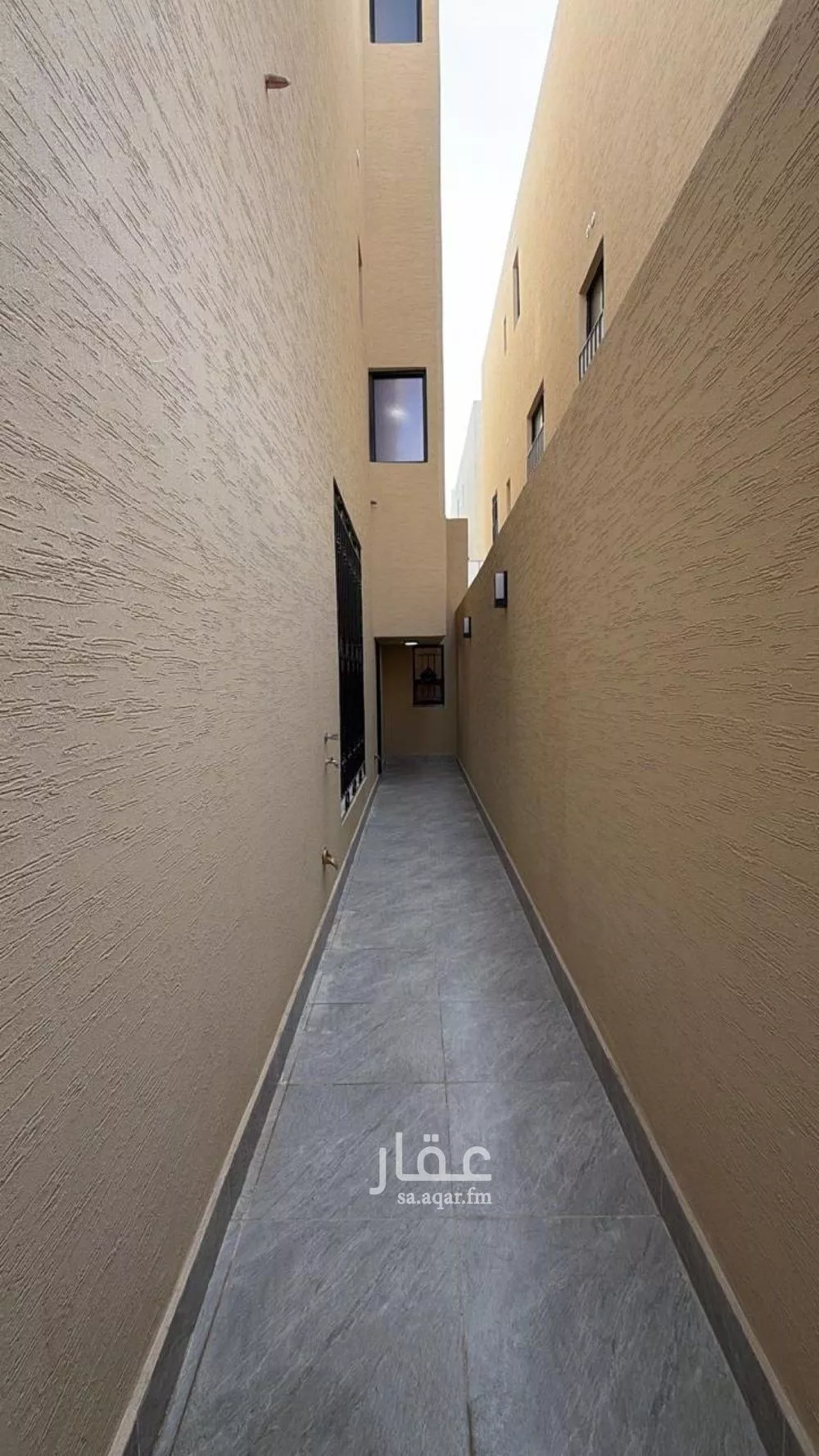 4 bedroom floor in Al Rimal 14
