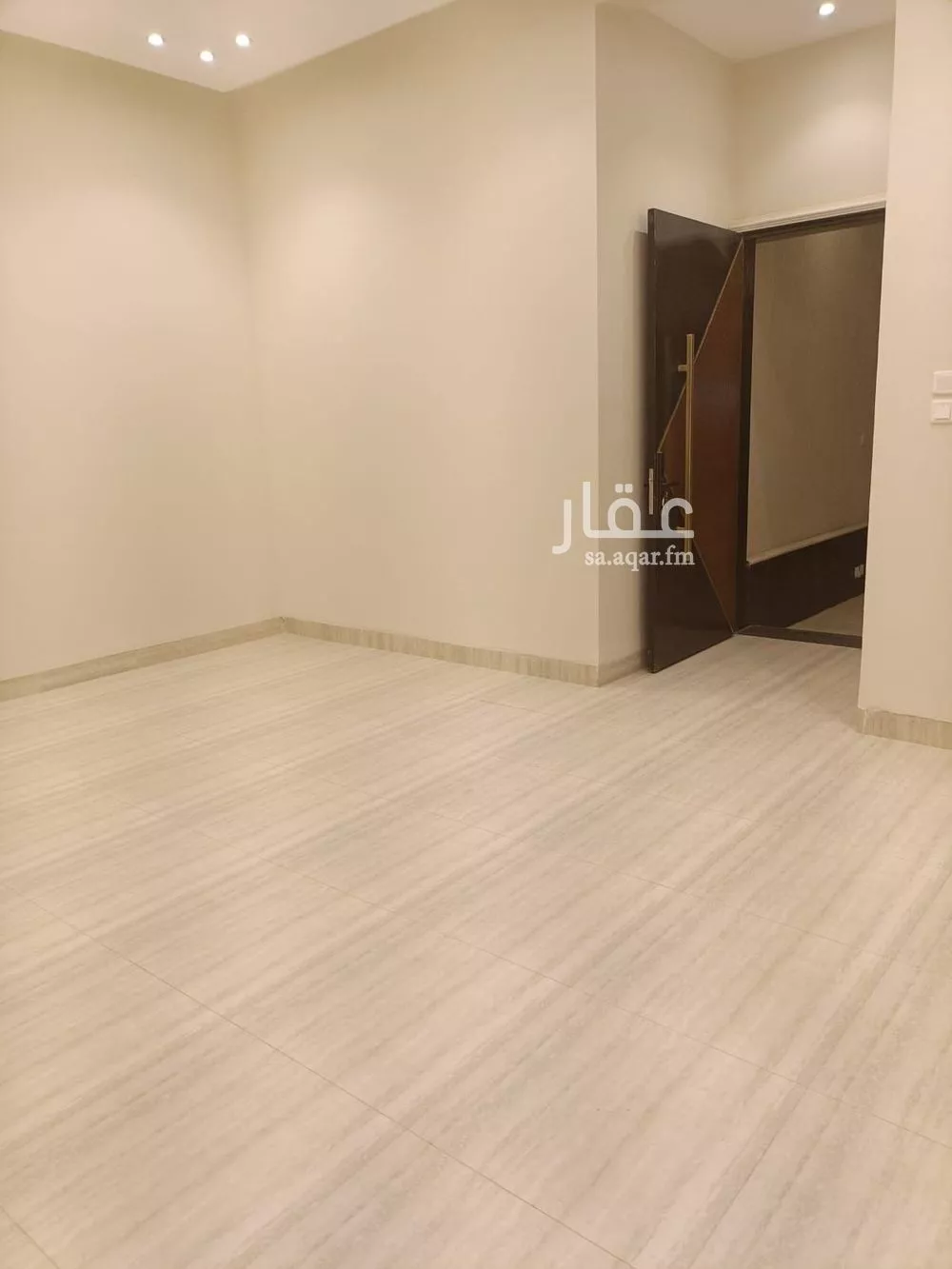 5 bedroom floor in Al Rimal 18