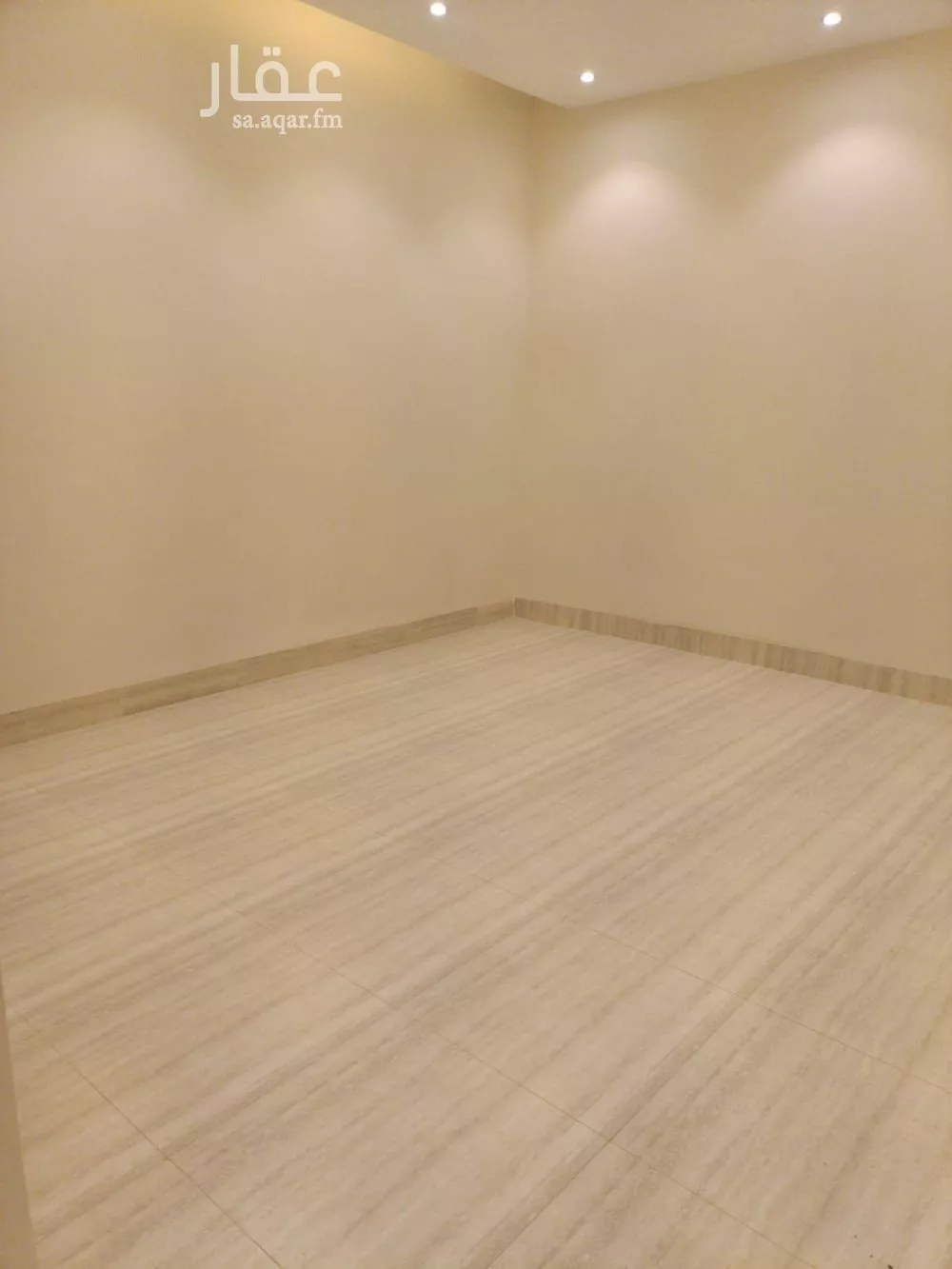 5 bedroom floor in Al Rimal 7