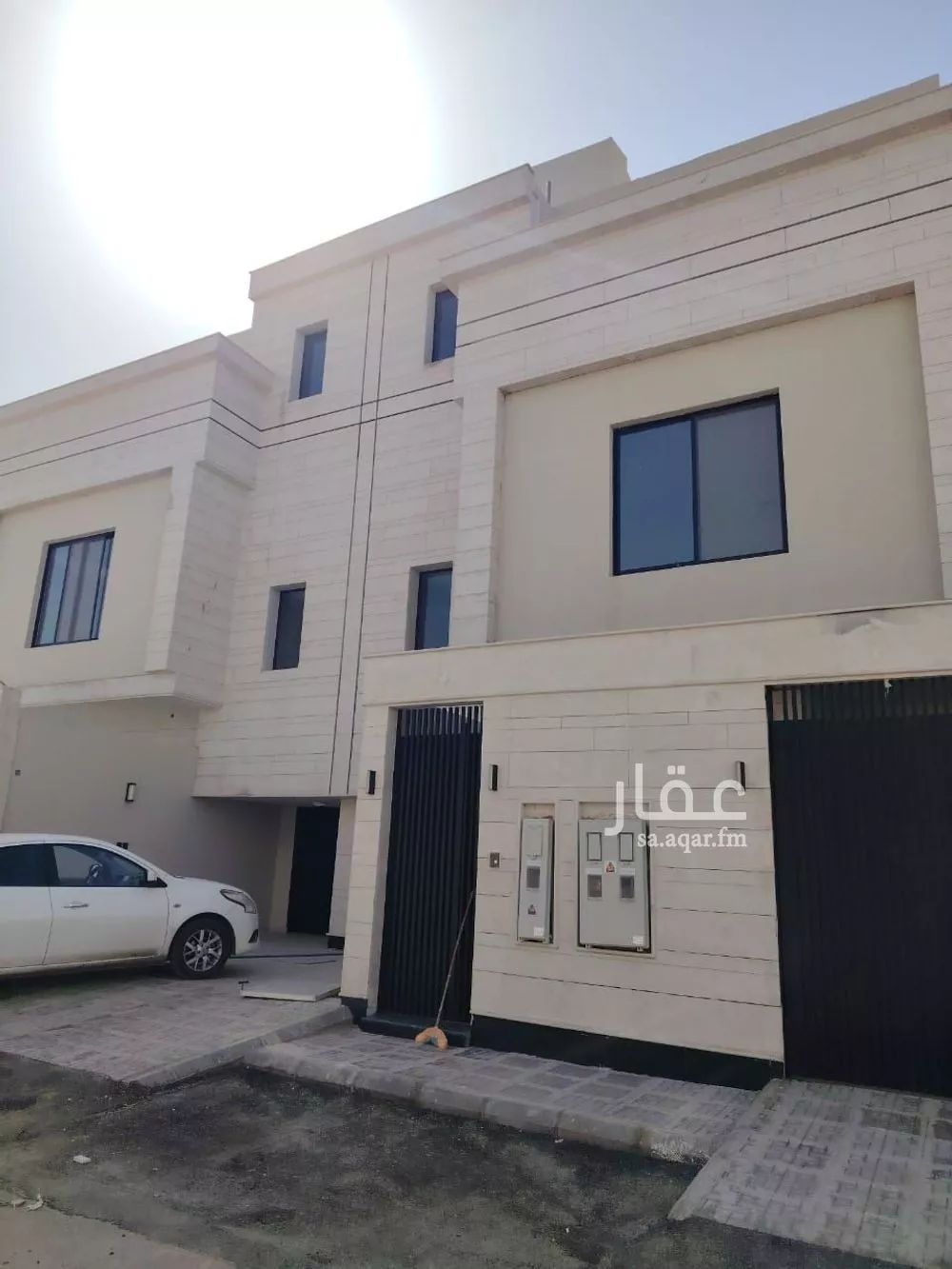 4 bedroom floor in Al Janadriyah 2