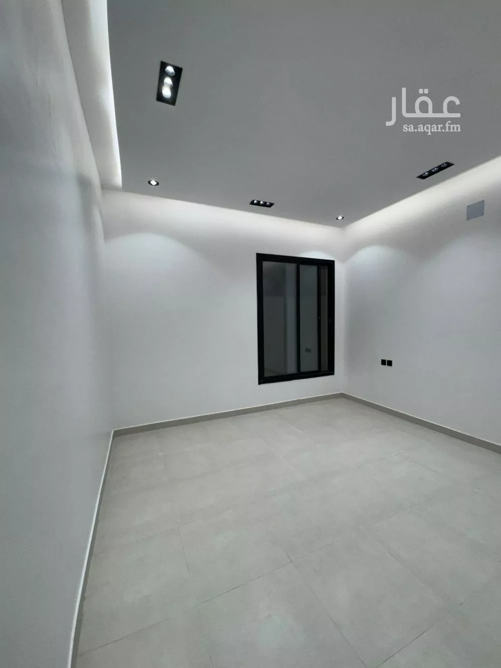 4 bedroom floor in Al Janadriyah 4