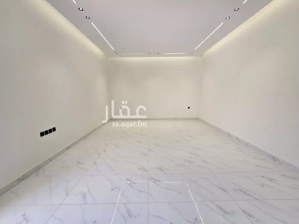 3 bedroom floor in Al Munsiyah 6