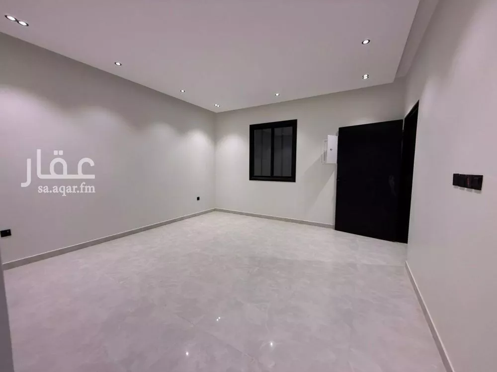 3 bedroom floor in Dahiat Namar 12