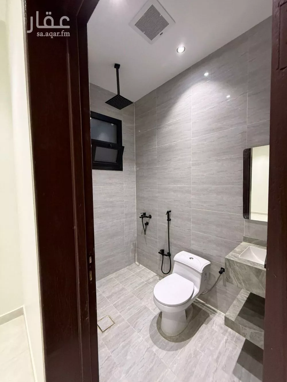 3 bedroom floor in Dahiat Namar 24