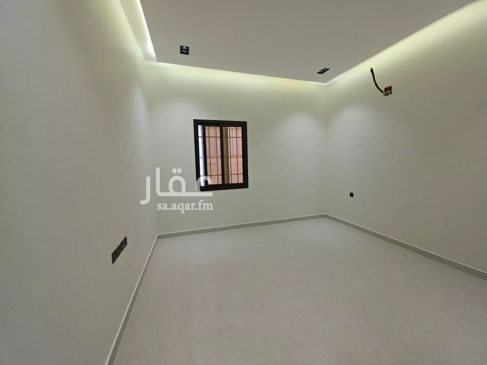 4 bedroom floor in Badr 2