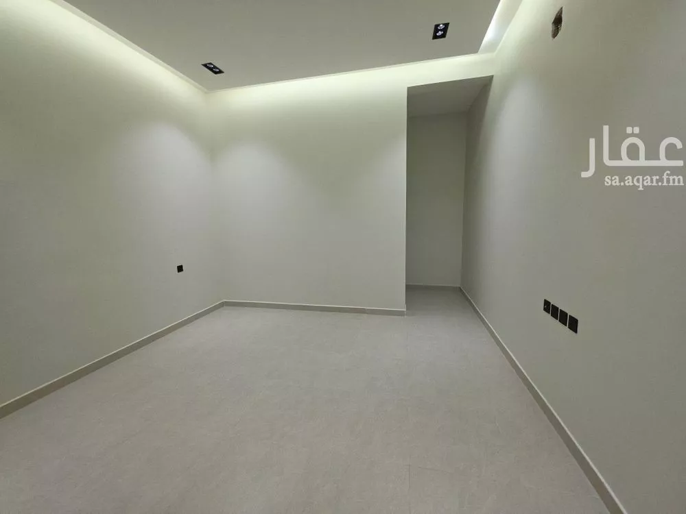 4 bedroom floor in Badr 11