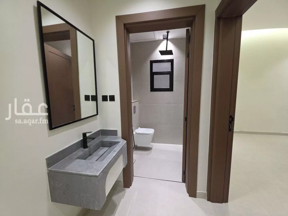 4 bedroom floor in Badr 10