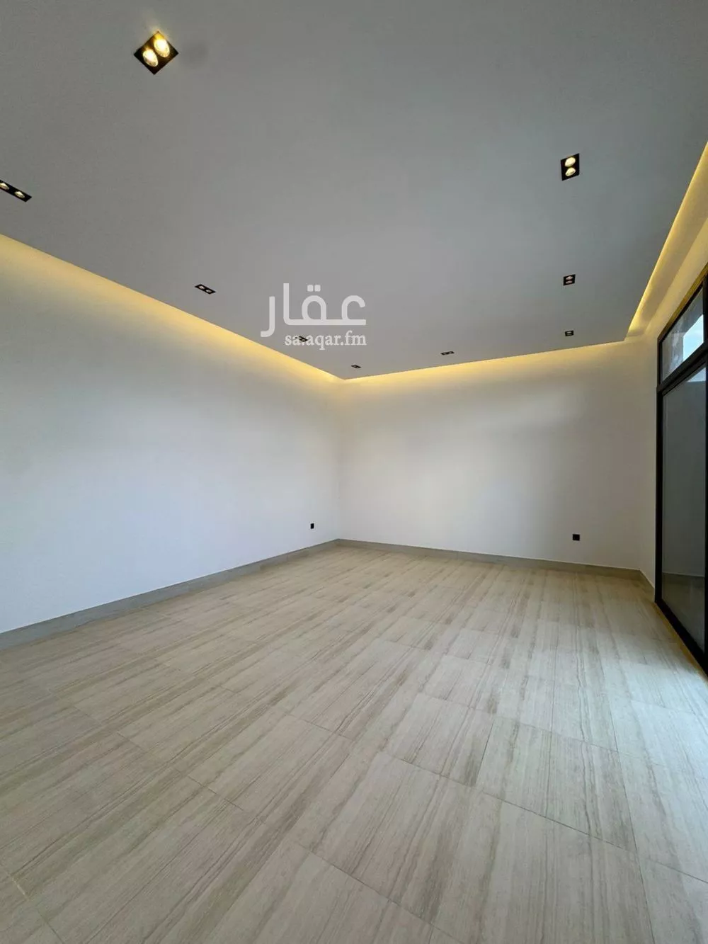 4 bedroom floor in Al Rimal 19
