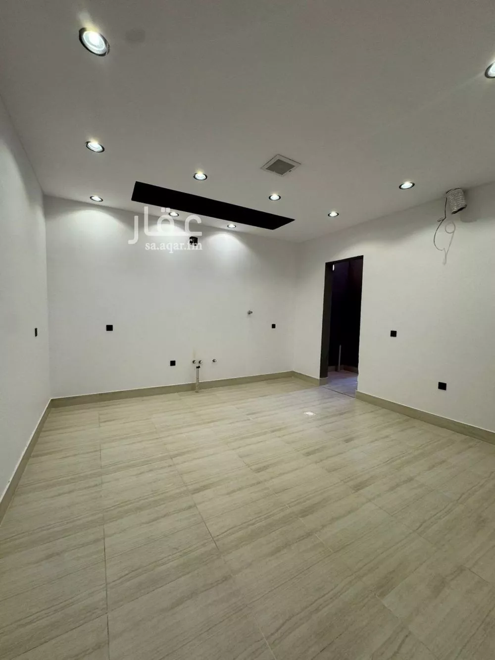4 bedroom floor in Al Rimal 20
